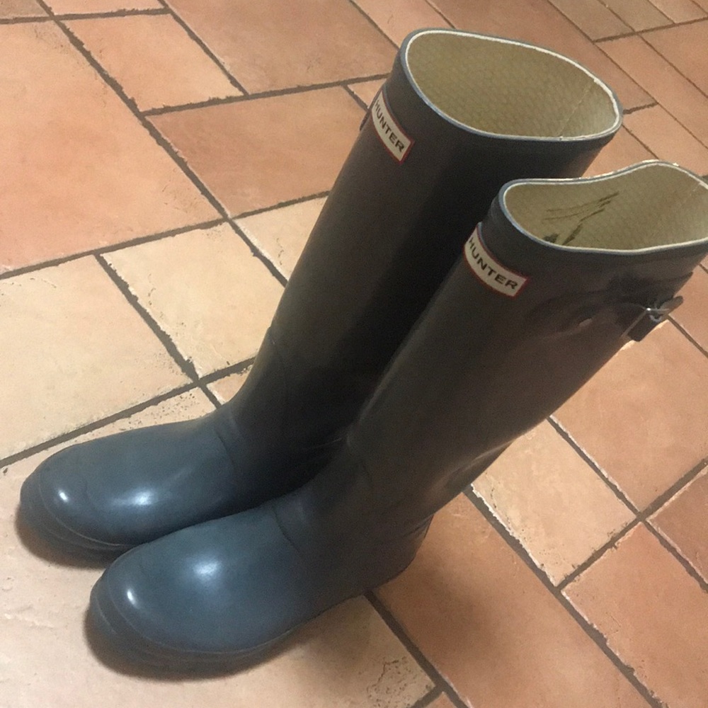 Womens Hunter boots, size 9 grey